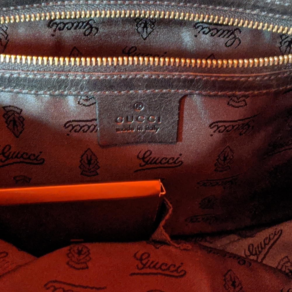 Gucci Handbag - Picture 7 of 8